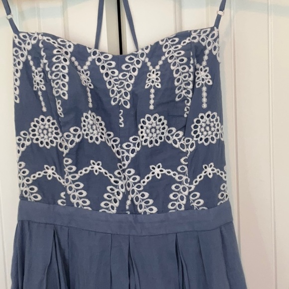 Kendall and Kylie Dress - Picture 6 of 8